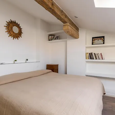 Italy Prestigious Historical Attic In Appartement *