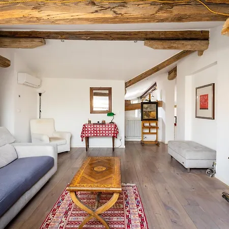 Appartement Italy Prestigious Historical Attic In